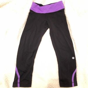 Lululemon black crop with purple accent